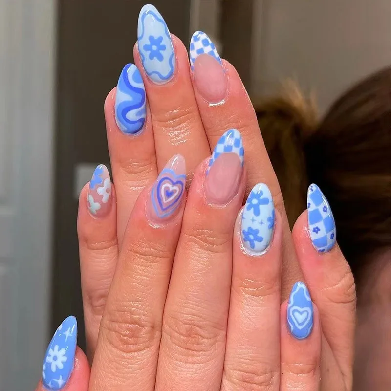 24 Pcs Press on Nails Love Des - مراجعة Nail Art France وسعره