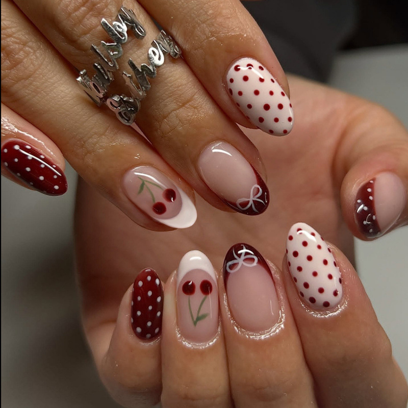 24PCS Fanshion Red French Pres - مراجعة Nail Art Red Cherry وسعره
