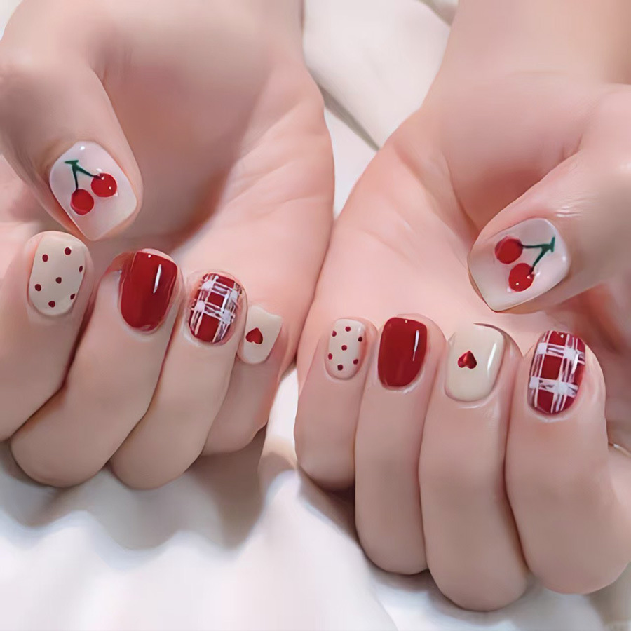Short Square fake nails for wo - مراجعة Nail Art Red Cherry وسعره